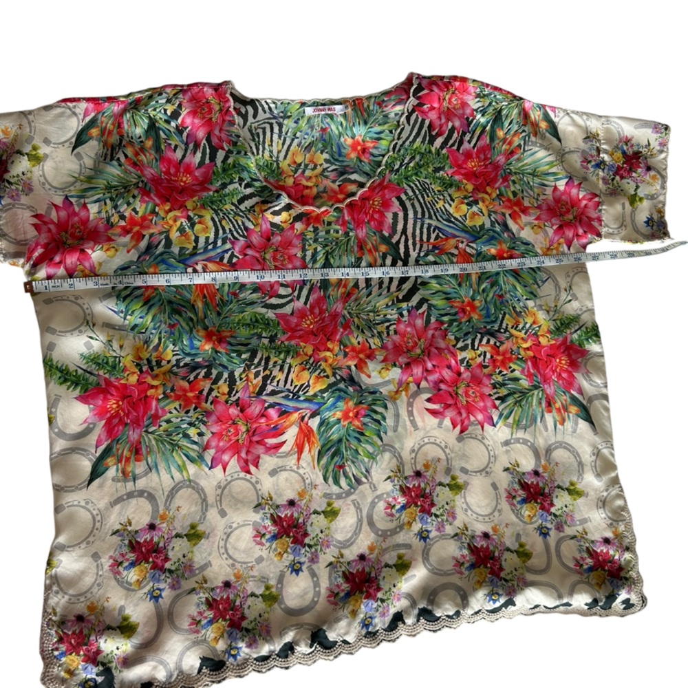 •Johnny Was Silk floral blouse Sz S Like New - Picture 7 of 12